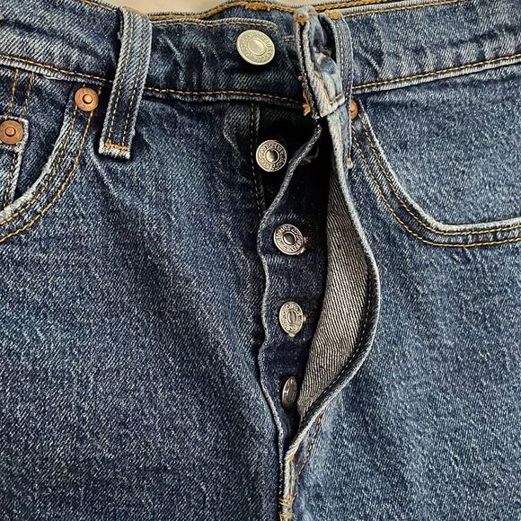 Levi's 501 Denim Cut-Off Blue Jean Shorts Womens Size 25 Button Fly - Picture 3 of 12